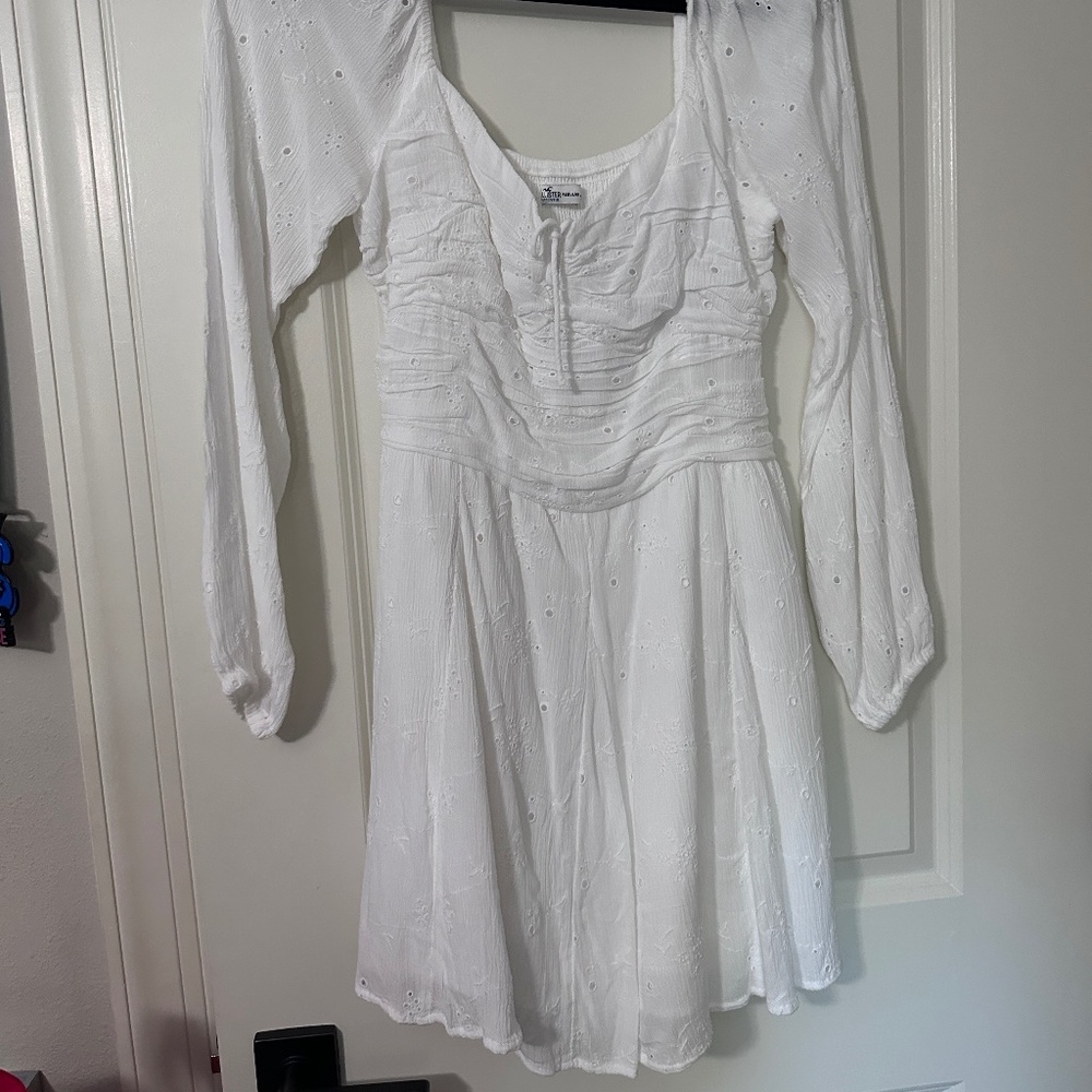 Hollister White Romper/Dress BNWT (#109)